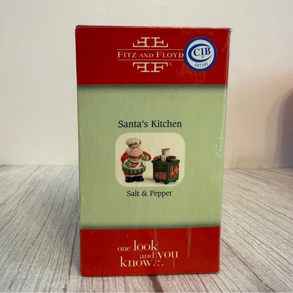 2005 Fitz And Floyd SANTA’S KITCHEN Ceramic Salt & Pepper Shakers NOT USED - Picture 5 of 15